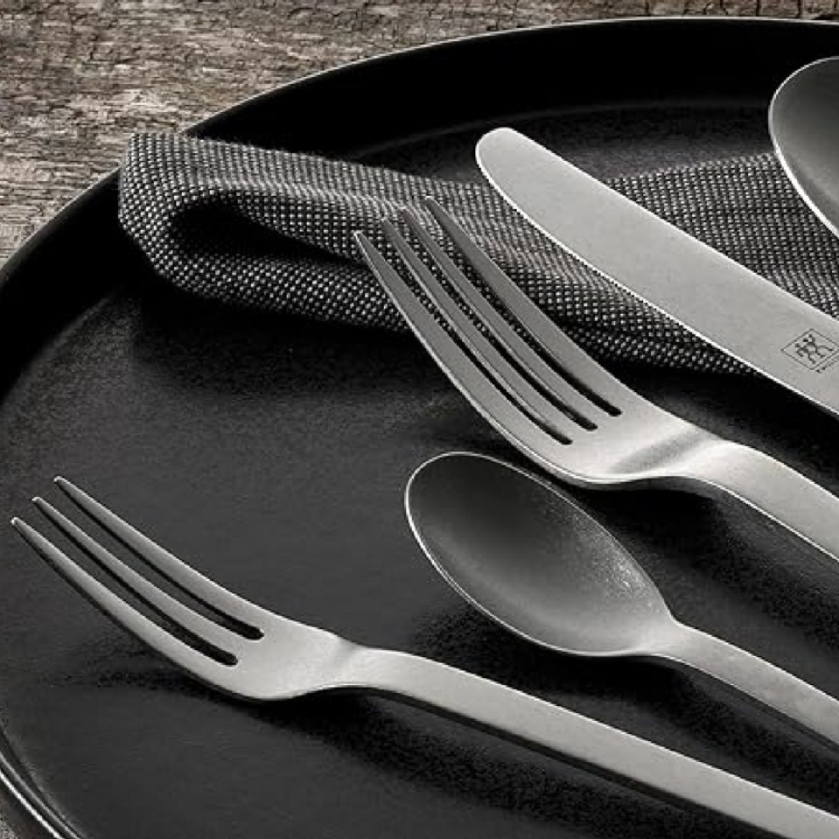 Zwilling Pribor Za Jelo 68 Komada - 1027162 Zwilling Pribor Za Jelo 68 Komada - 1027162