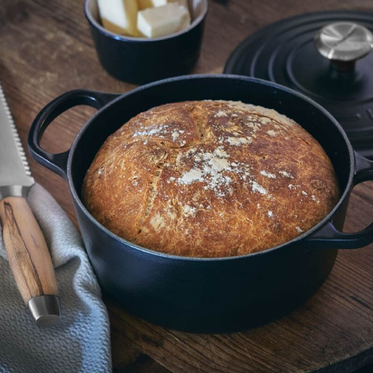 Le Creuset Okrugla Kaserola Od Livenog Gvožđa, 28 Cm, 6.7 L Le Creuset Okrugla Kaserola Od Livenog Gvožđa, 28 Cm, 6.7 L