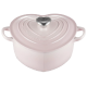 Le Creuset srce kaserola od livenog gvožđa, 20 cm, 1.9 l, Shell Pink Le Creuset srce kaserola od livenog gvožđa, 20 cm, 1.9 l, Shell Pink