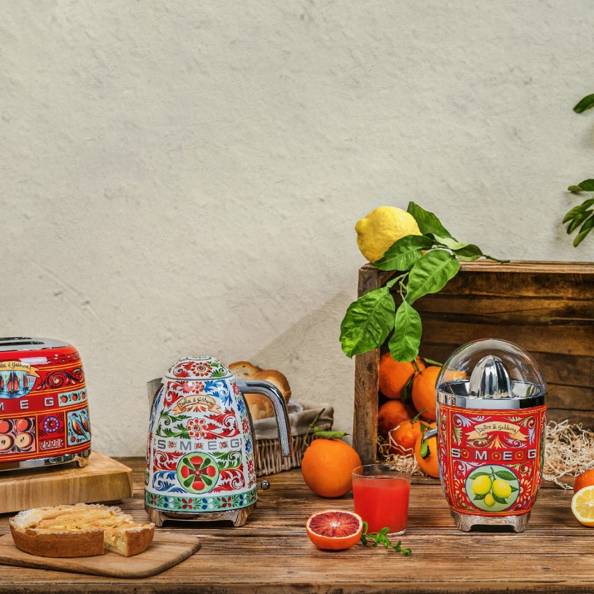 Smeg CJF01DGEU cediljka za citruse Smeg CJF01DGEU cediljka za citruse