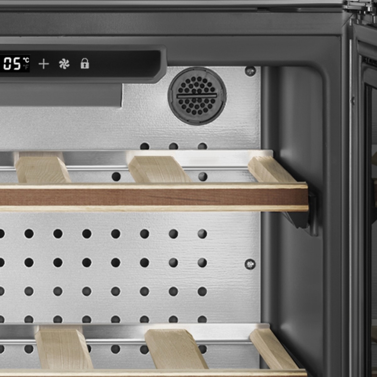 Smeg Cvi320Xe1 Ugradna Vinska Vitrina