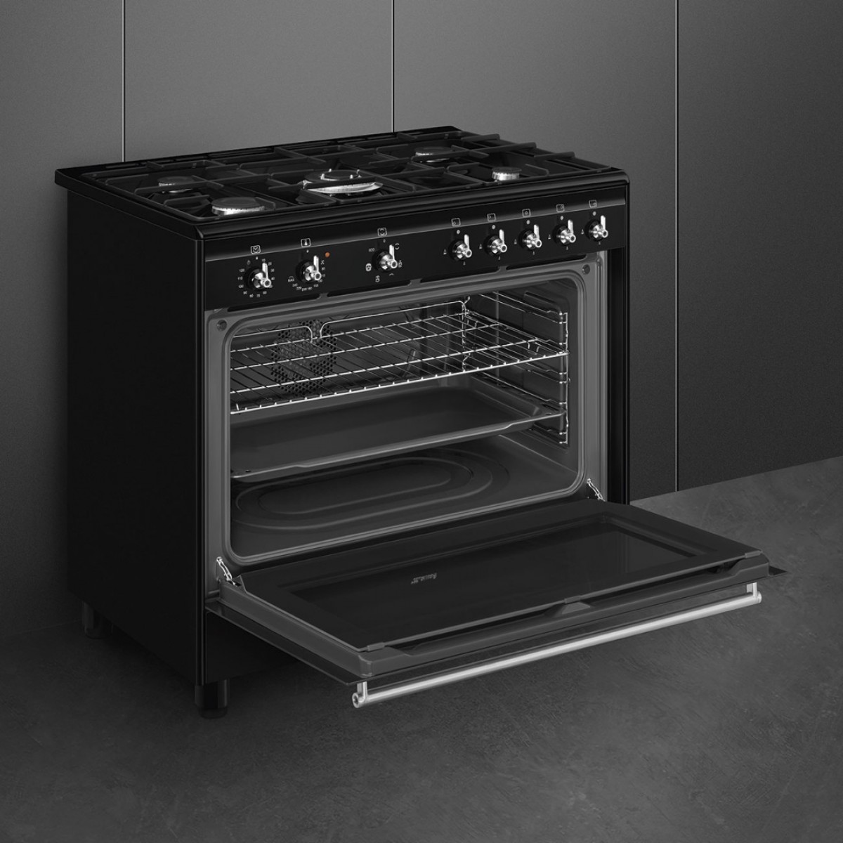 Smeg Cx91Gmbl Šporet Sa Gasnom Pločom Za Kuvanje