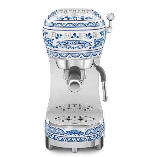 Smeg ECF02DGBEU aparat za espresso Smeg ECF02DGBEU aparat za espresso