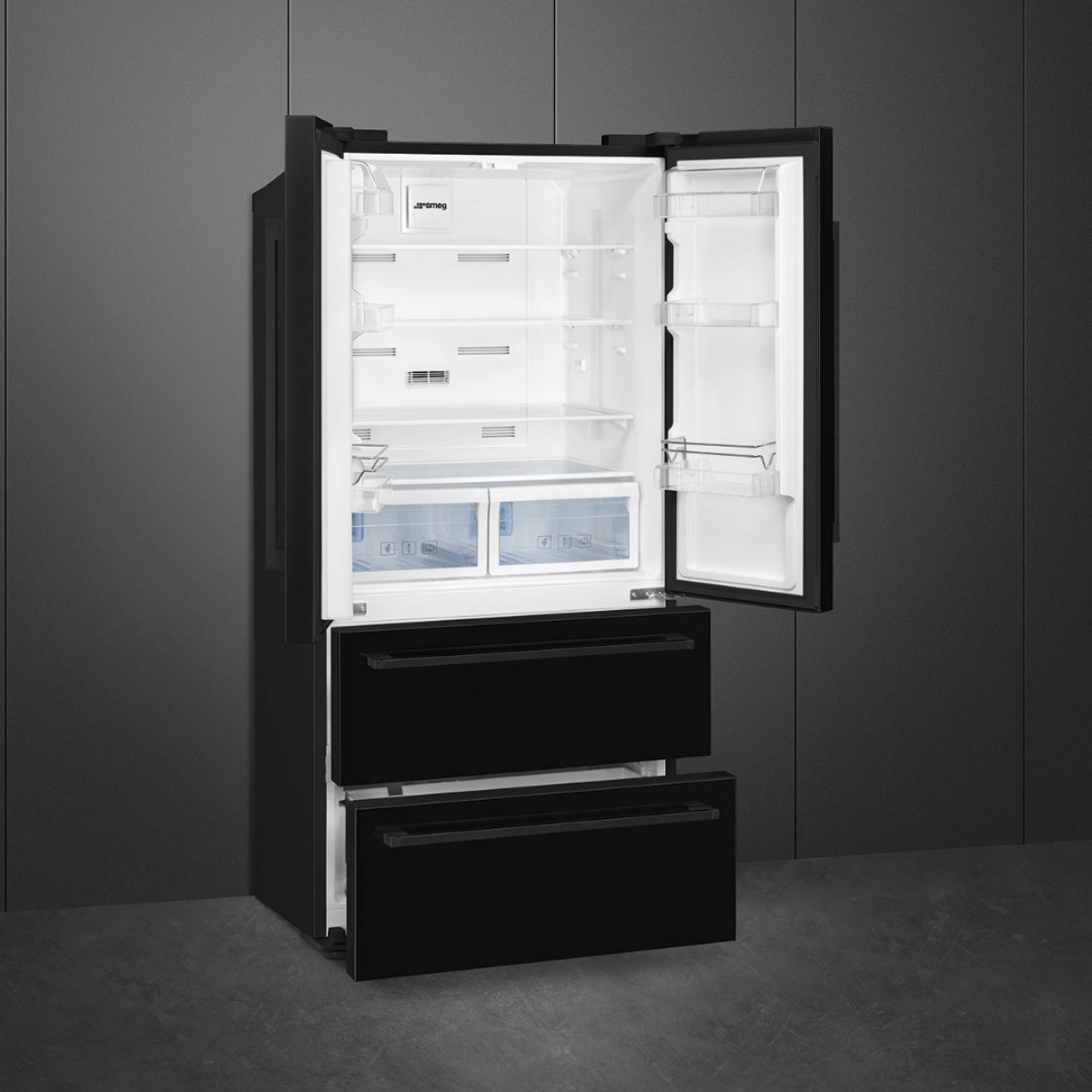 Smeg FQ55FNDE kombinovani frižider 