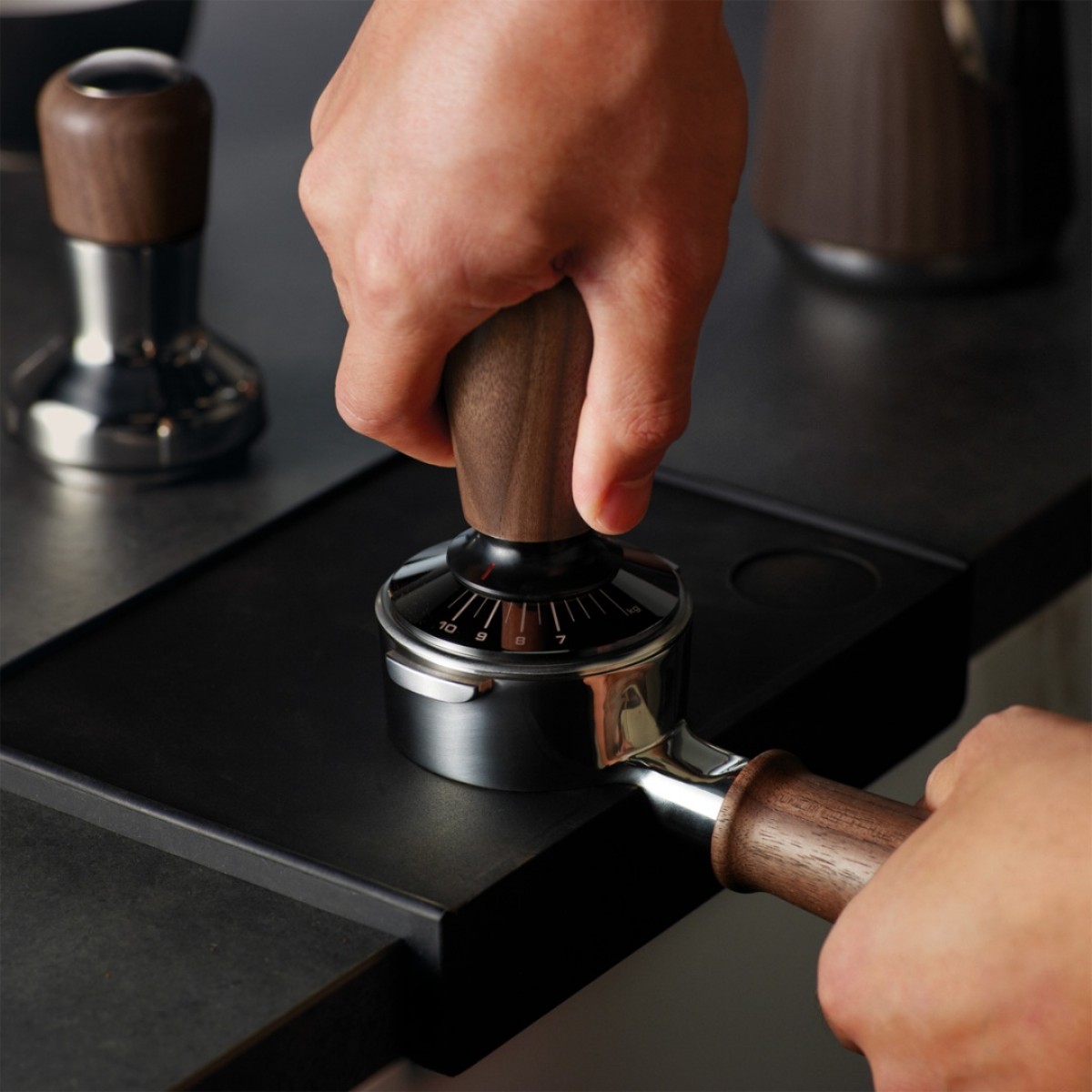 Sage Sea302 Force Gauge Tamper™ 58 Mm – Tamper Za Kafu Sa Meračem Sile Sage Sea302 Force Gauge Tamper™ 58 Mm – Tamper Za Kafu Sa Meračem Sile