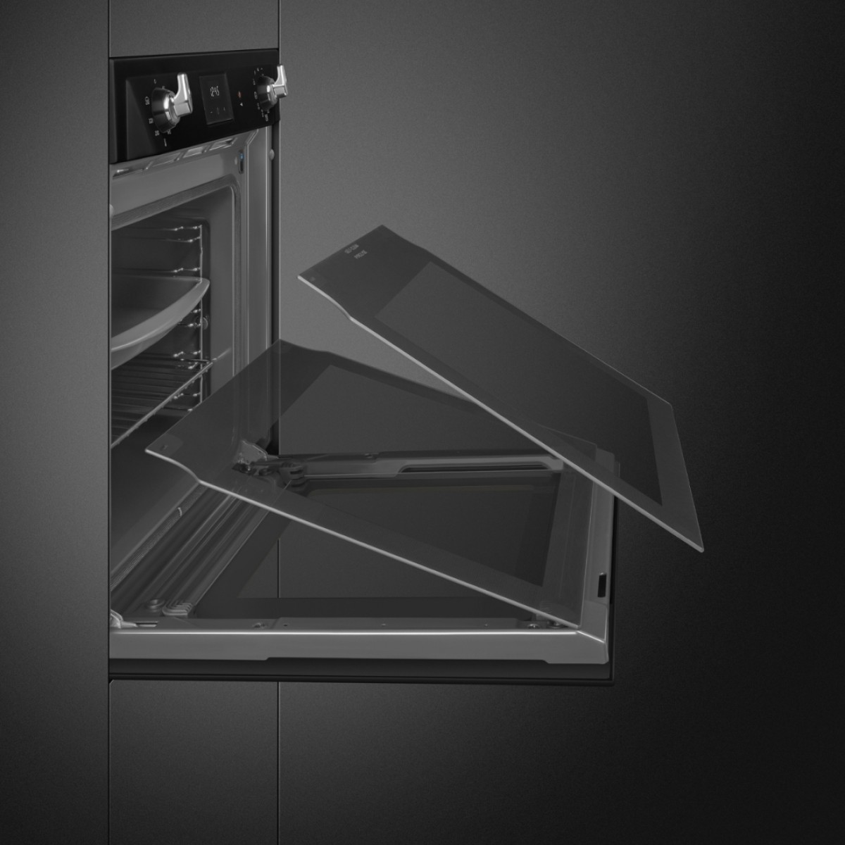 Smeg Sop6900Tn Ugradna Pirolitička Rerna